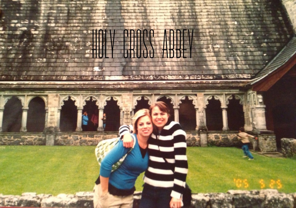 Before we left for Ireland, our gram made us promise to visit Holy Cross Abbey. It's one of her favorite places in Ireland.