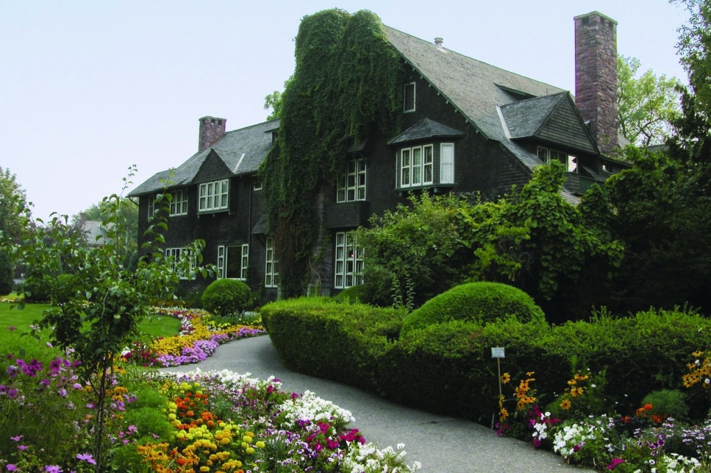 The grounds of the mansion. Photo: Donnie Sexton