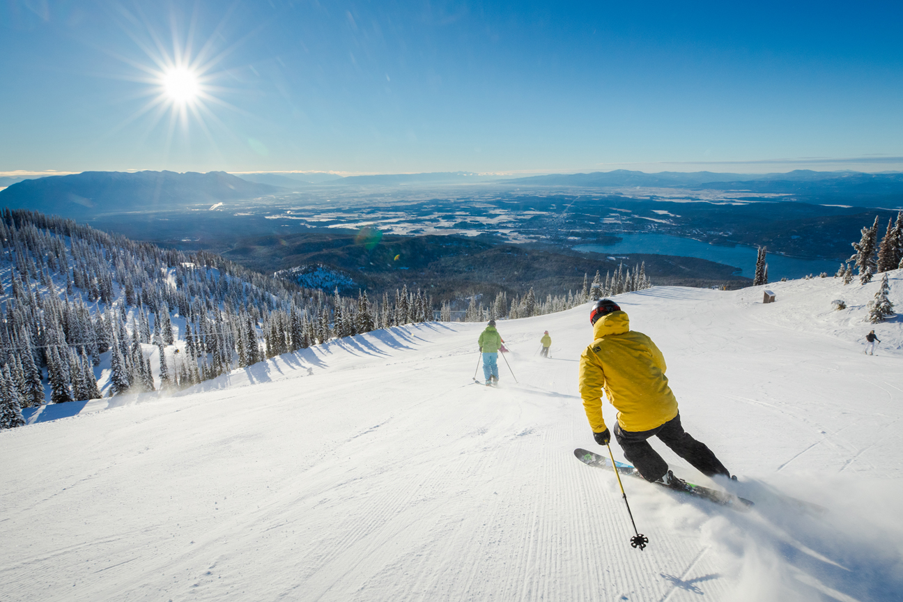 Downhill Skiing in Montana: Know Before You Go